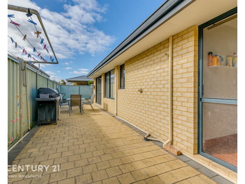 6 Waterfront Parkway, Shoalwater WA 6169