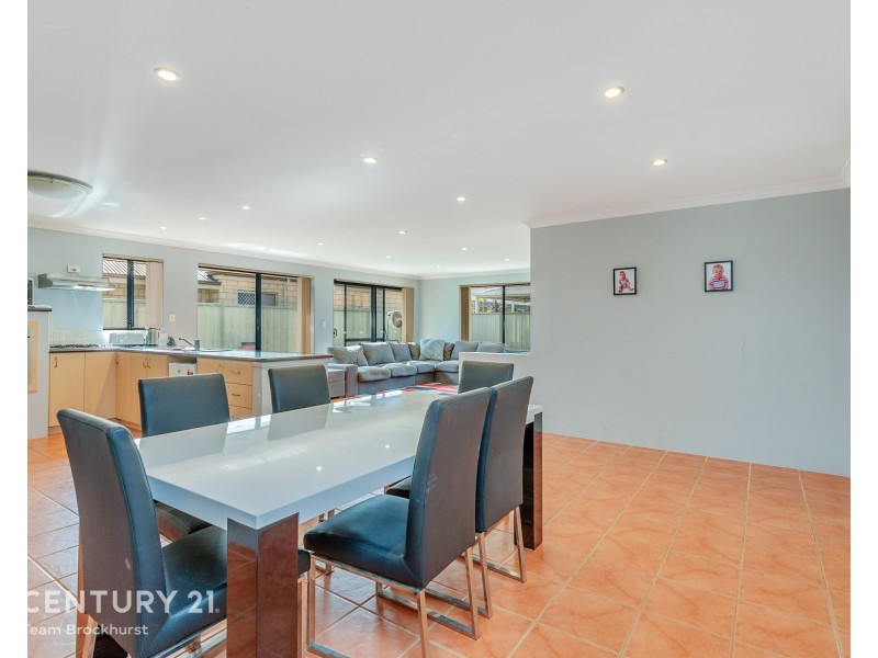 6 Waterfront Parkway, Shoalwater WA 6169