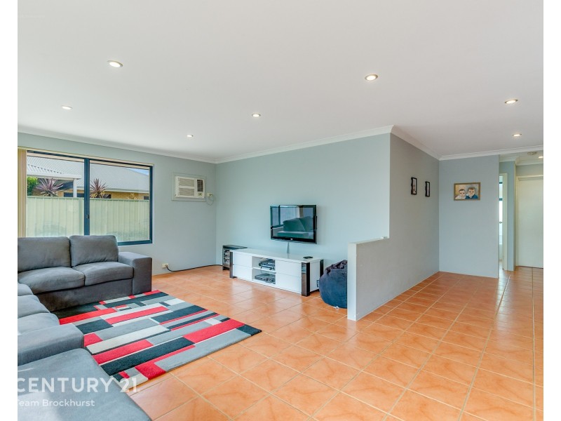 6 Waterfront Parkway, Shoalwater WA 6169