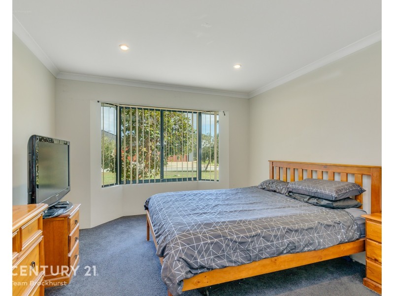 6 Waterfront Parkway, Shoalwater WA 6169