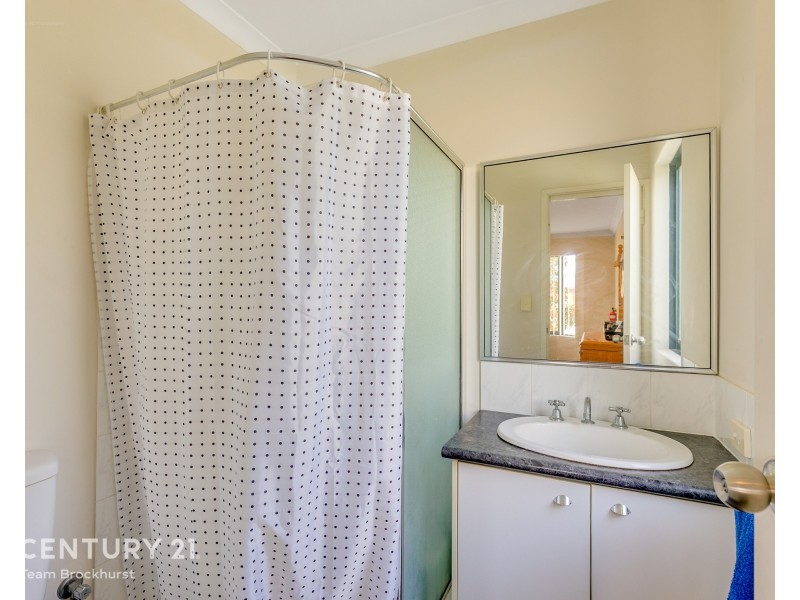 6 Waterfront Parkway, Shoalwater WA 6169