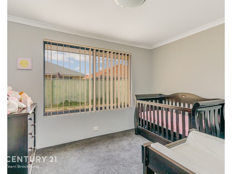6 Waterfront Parkway, Shoalwater WA 6169