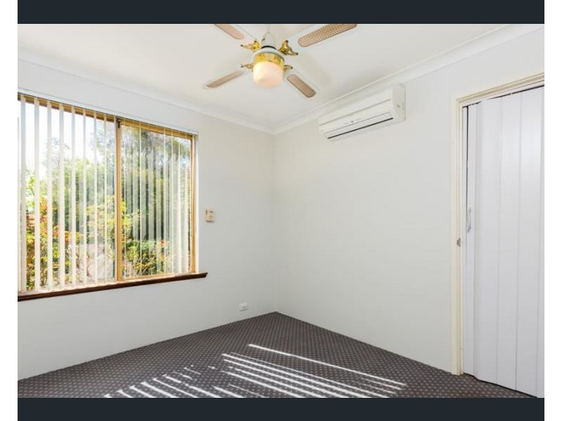 20 Stonecreek Close, Thornlie WA 6108