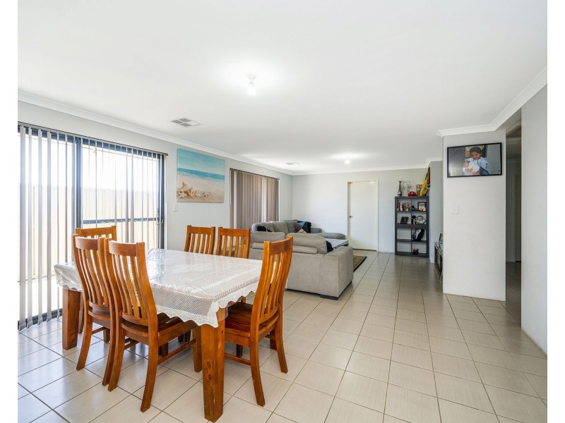 72 Bantry Drive, Maddington WA 6109