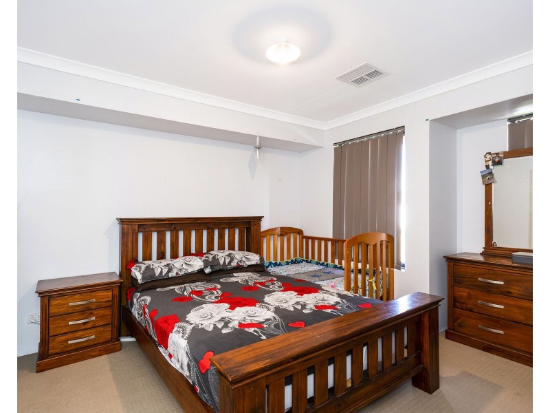 72 Bantry Drive, Maddington WA 6109