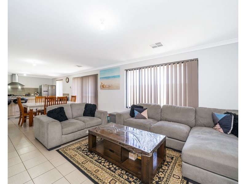 72 Bantry Drive, Maddington WA 6109