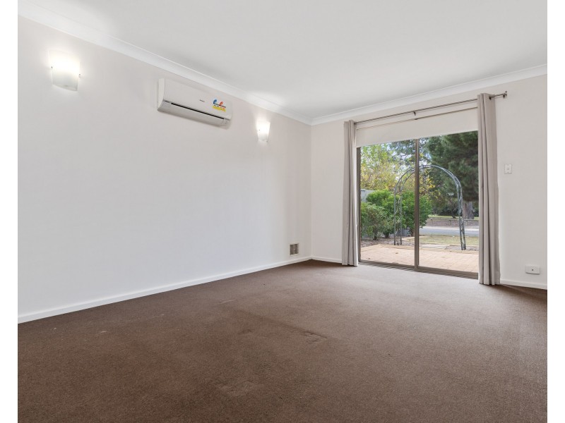 48 Regina Road, Kelmscott WA 6111