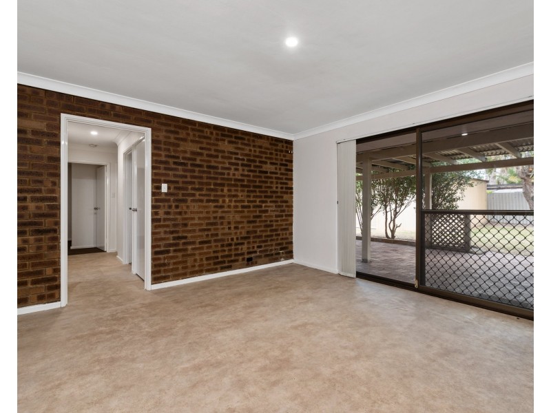 48 Regina Road, Kelmscott WA 6111