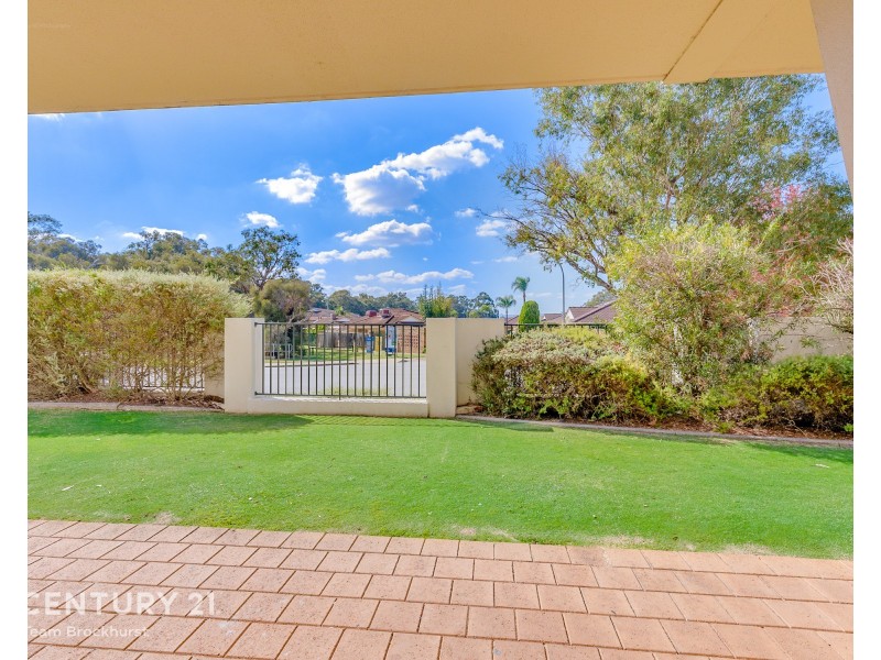 12/17 Southdown Place, Thornlie WA 6108