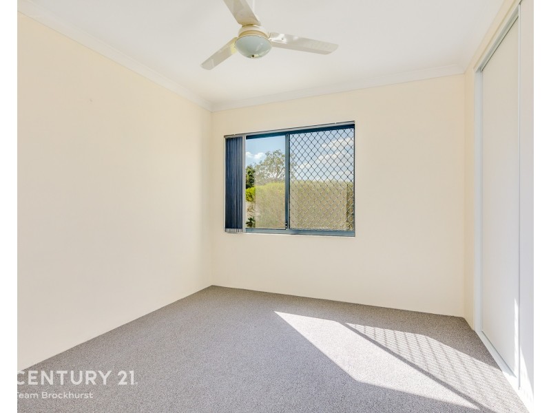 12/17 Southdown Place, Thornlie WA 6108