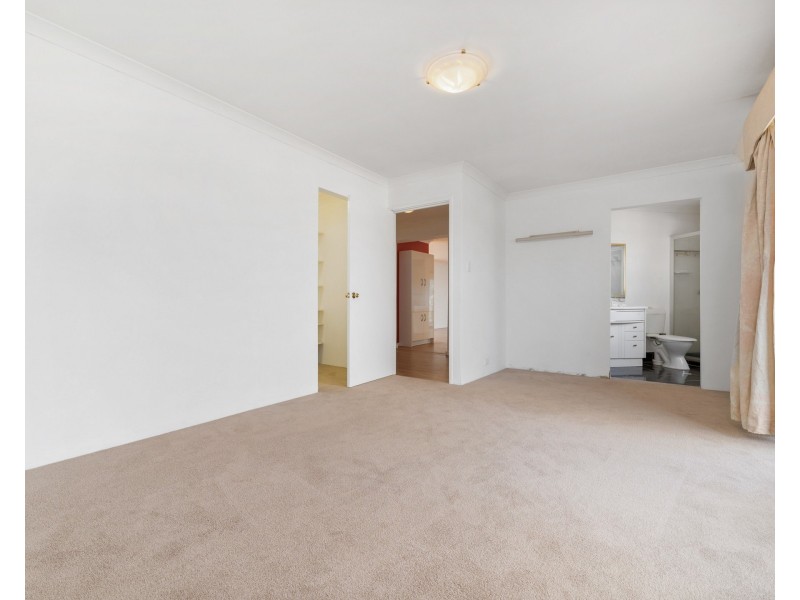 16 Greenhood Court, Gosnells WA 6110