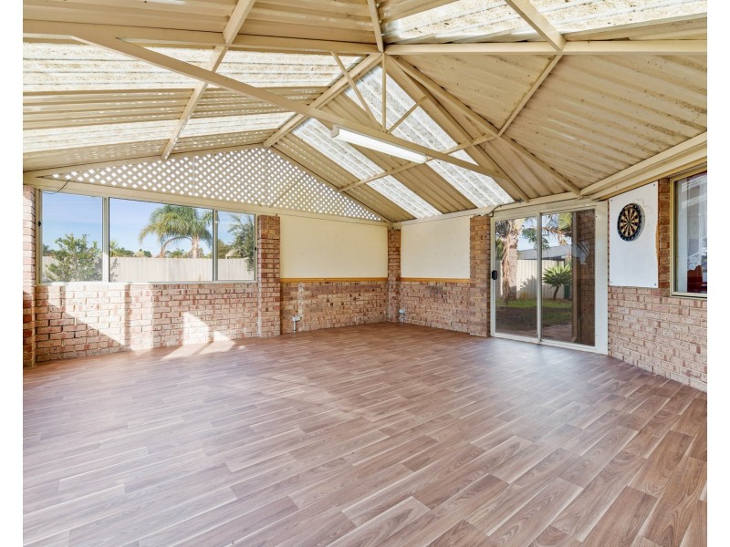 16 Greenhood Court, Gosnells WA 6110