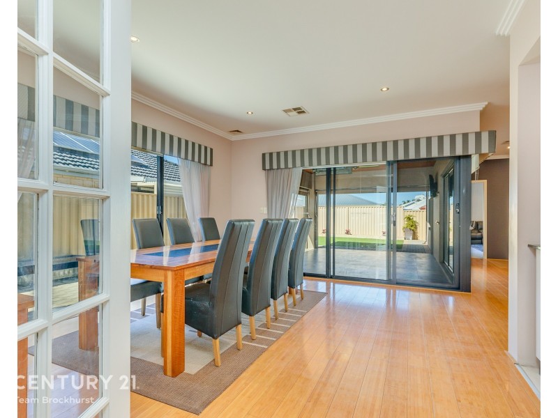 20 Januk Turn, South Guildford WA 6055