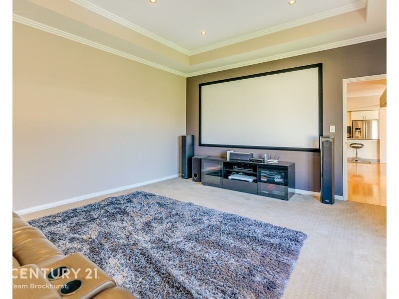 20 Januk Turn, South Guildford WA 6055