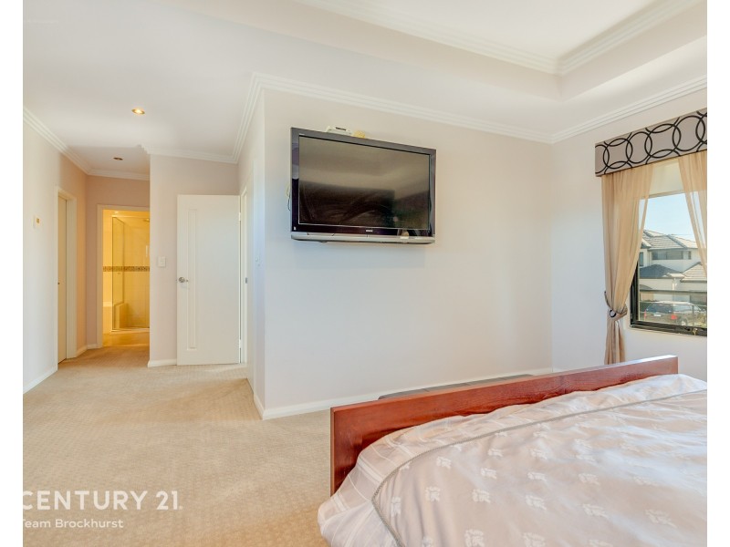 20 Januk Turn, South Guildford WA 6055
