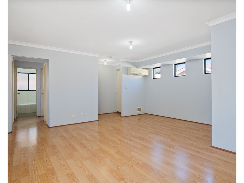2/17 Hartley Street, Gosnells WA 6110