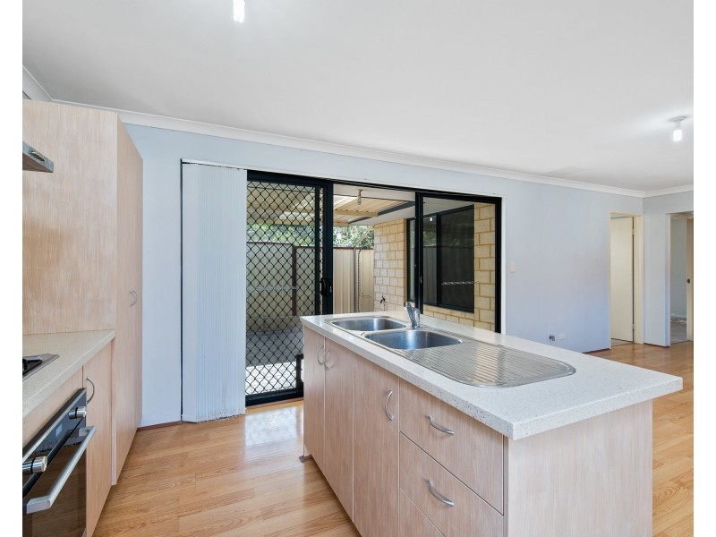 2/17 Hartley Street, Gosnells WA 6110