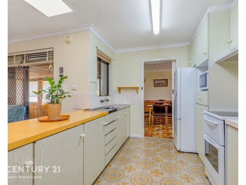 46 Churchill Drive, Swan View WA 6056