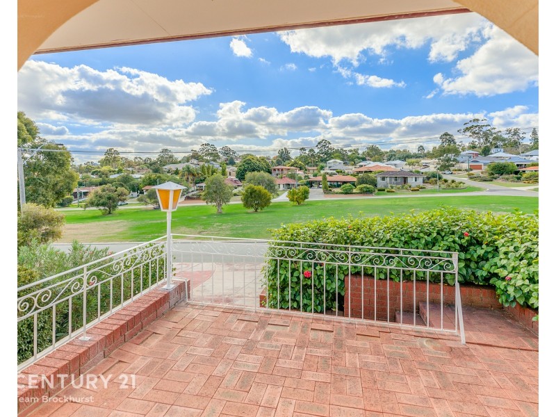 46 Churchill Drive, Swan View WA 6056