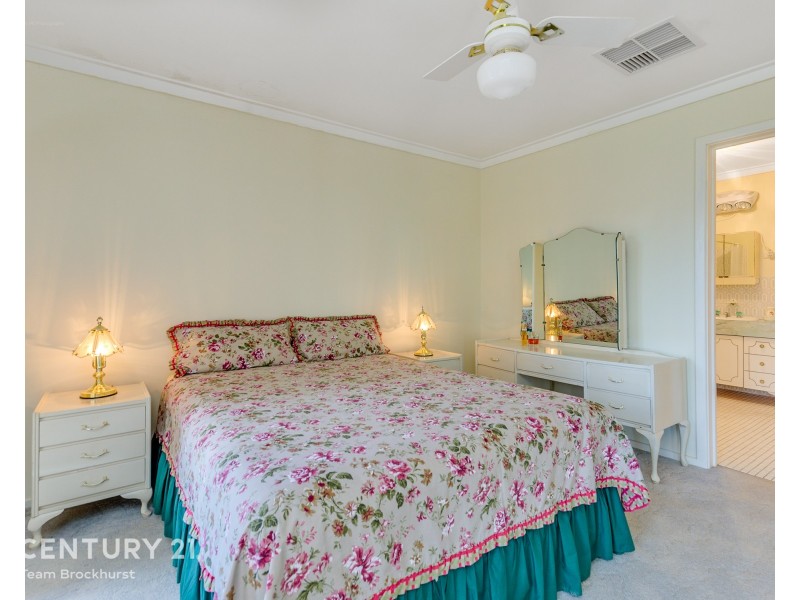 46 Churchill Drive, Swan View WA 6056