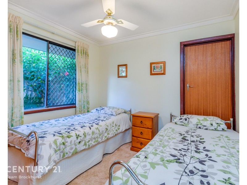 46 Churchill Drive, Swan View WA 6056