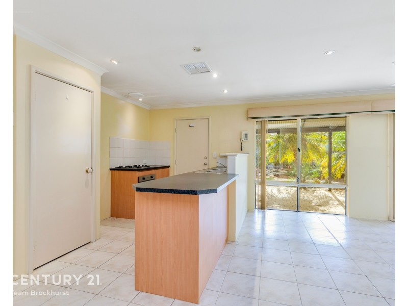2/96 King Street, Gosnells WA 6110