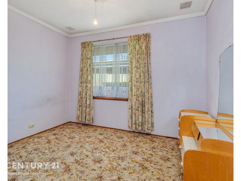 4 Michelle Street, Wilson WA 6107