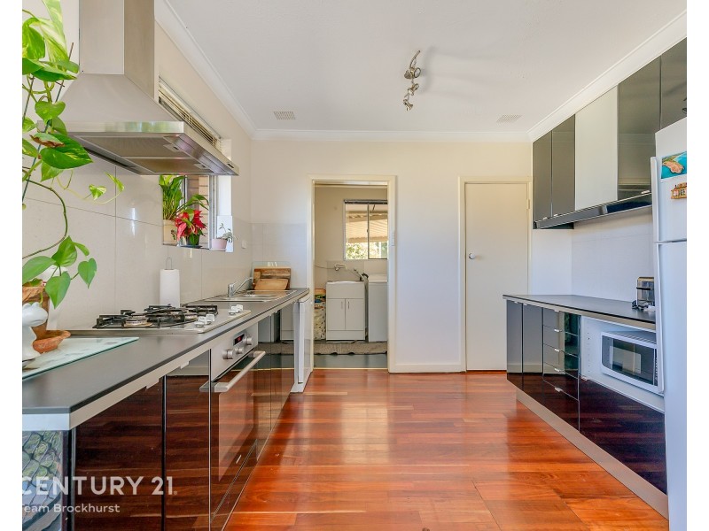 2 Barber Place, Riverton WA 6148