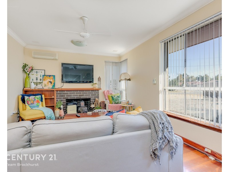 2 Barber Place, Riverton WA 6148
