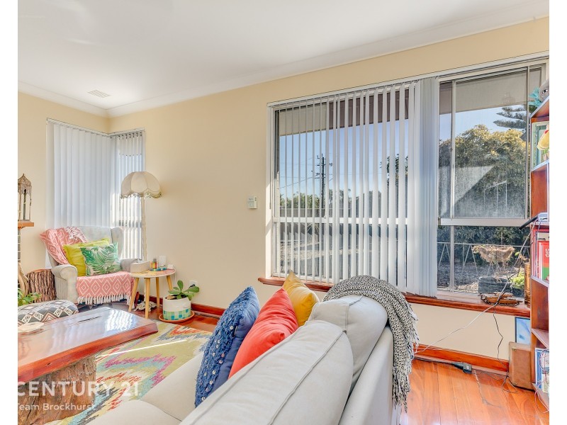 2 Barber Place, Riverton WA 6148