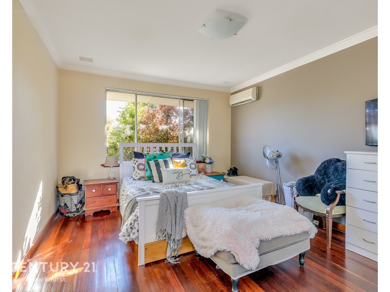 2 Barber Place, Riverton WA 6148