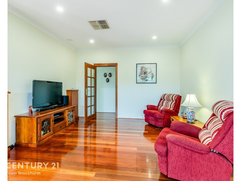 40 Winter Drive, Thornlie WA 6108