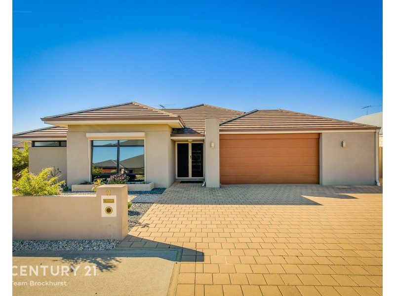 11 Grenoble Street, Piara Waters WA 6112