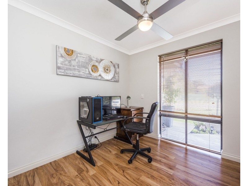 36 Redtingle Road, Camillo WA 6111