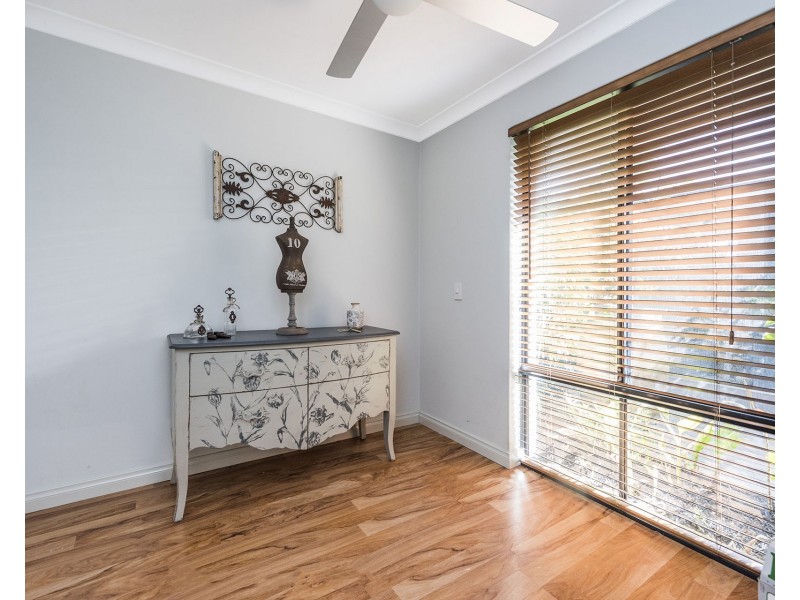 36 Redtingle Road, Camillo WA 6111