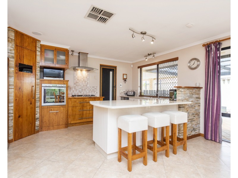 23 Hambly Crescent, Canning Vale WA 6155