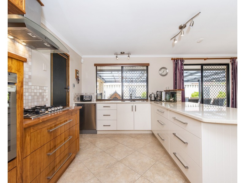 23 Hambly Crescent, Canning Vale WA 6155