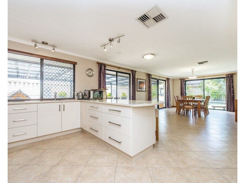 23 Hambly Crescent, Canning Vale WA 6155