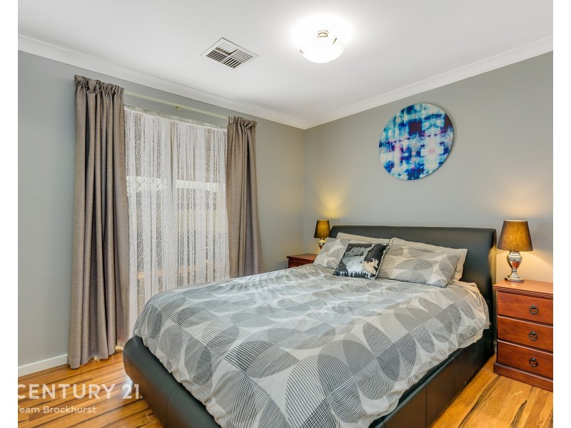 10 Imperial Court, Seville Grove WA 6112