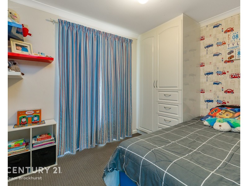 10 Imperial Court, Seville Grove WA 6112