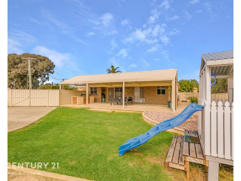 10 Imperial Court, Seville Grove WA 6112