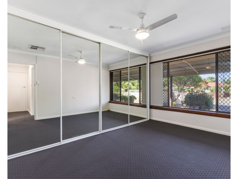 5 Wilsley Street, Gosnells WA 6110