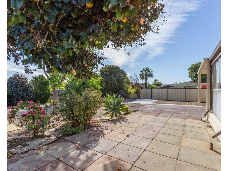 5 Wilsley Street, Gosnells WA 6110