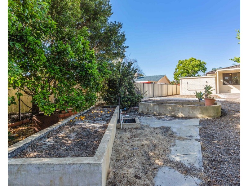 5 Wilsley Street, Gosnells WA 6110