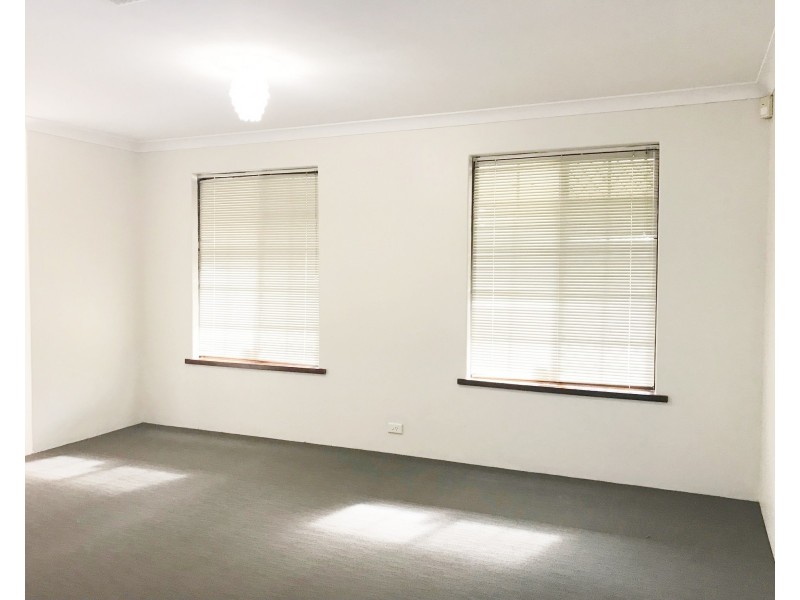 2 Ambassador Court, Thornlie WA 6108