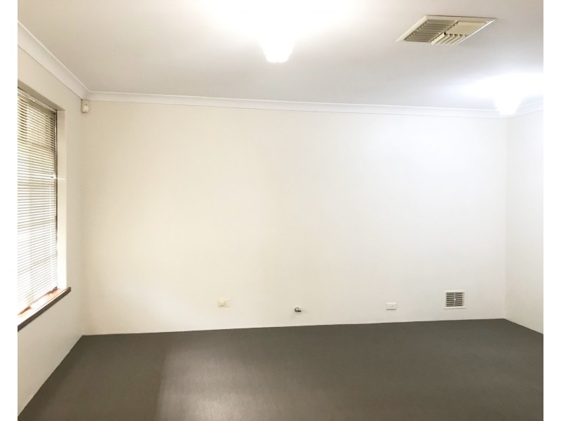 2 Ambassador Court, Thornlie WA 6108