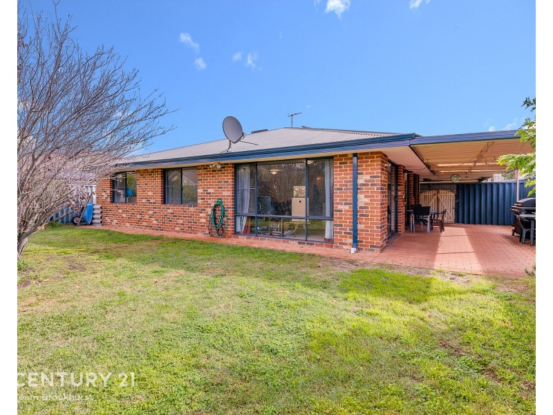 16 Gardenia Street, Thornlie WA 6108