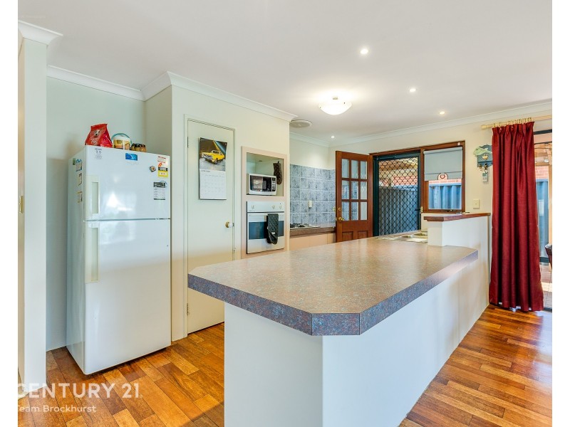 16 Gardenia Street, Thornlie WA 6108