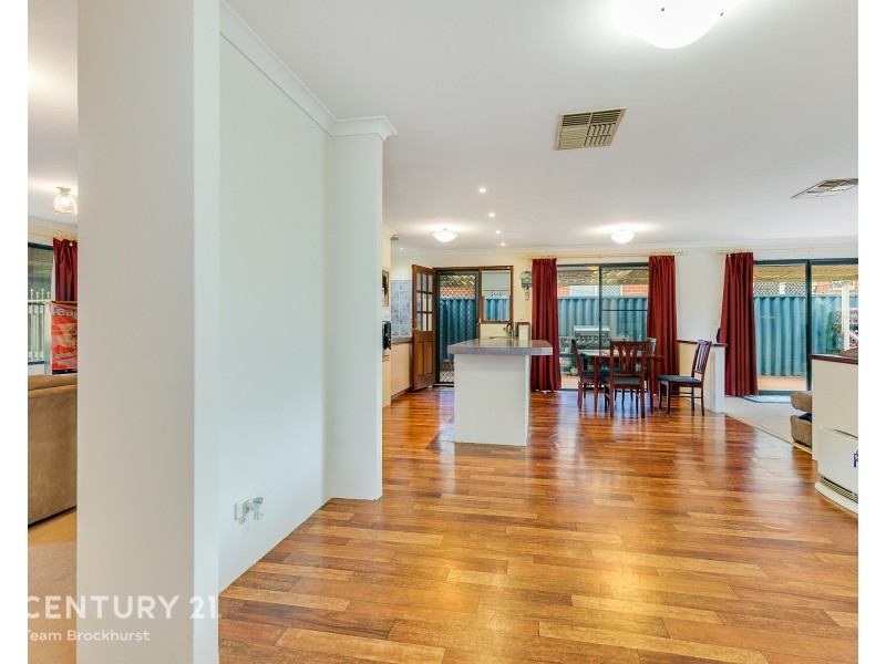 16 Gardenia Street, Thornlie WA 6108