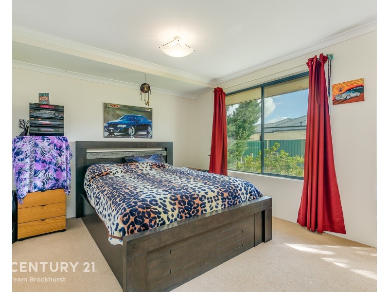 16 Gardenia Street, Thornlie WA 6108